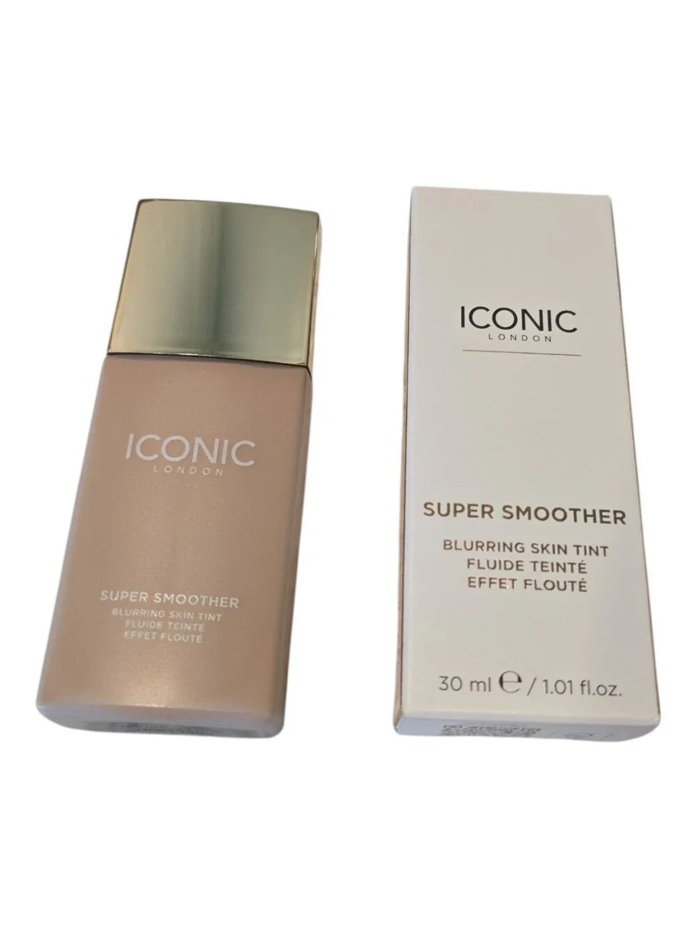 Iconic London NIB Super Smoother Blurring Skin Tint 1oz in Cool Light